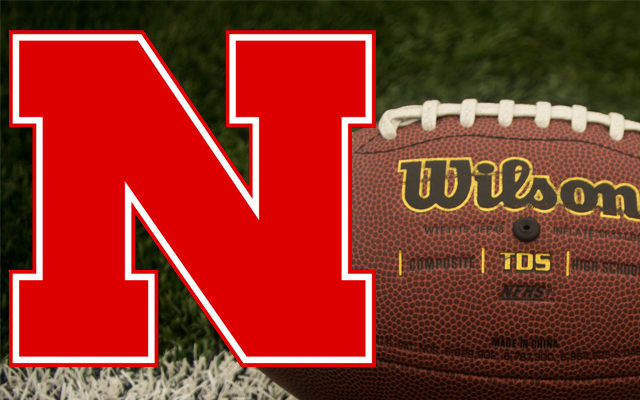 Nebraska snatches defeat from jaws of victory against Michigan, 32-29