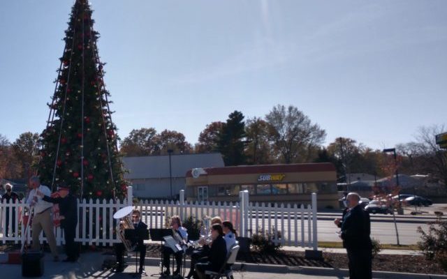 Salvation Army Kicks Off Tree Of Lights Campaign