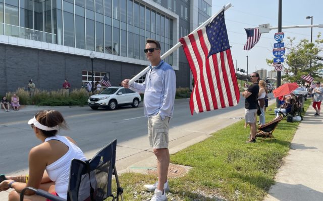 Omaha Turns Out To Honor Marine Coming Home