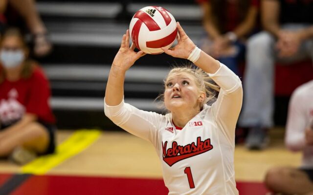 Husker Volleyball ends regular season with win over No. 6 Purdue