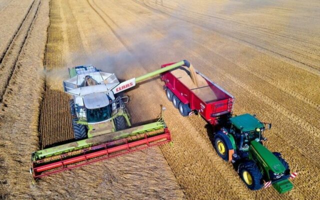 Survey: Farm Prices, Equipment Sales Soar Across Nebraska and 9 Other Midwest States