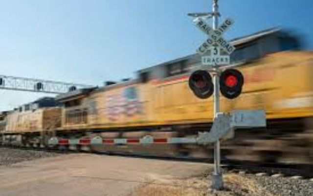 Strike Threat May Add Rail Perks